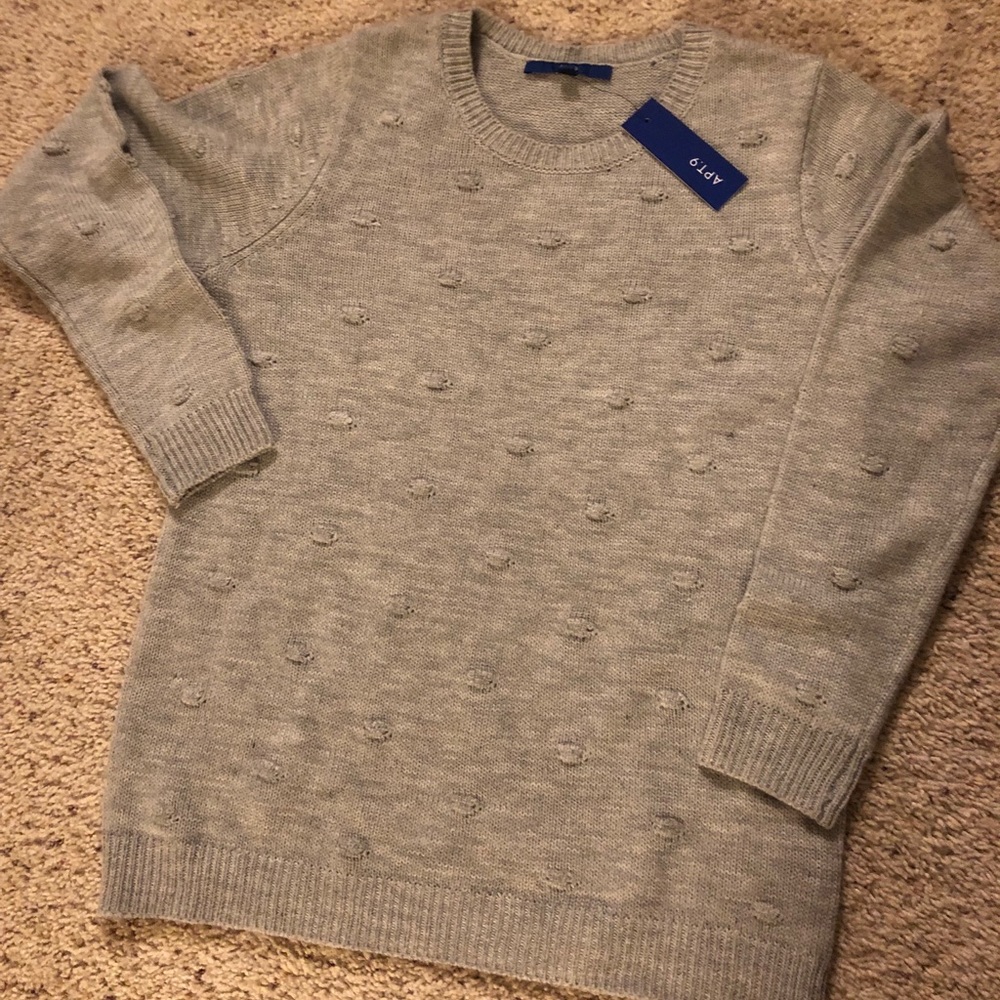 BNWT APT 9 Sweater